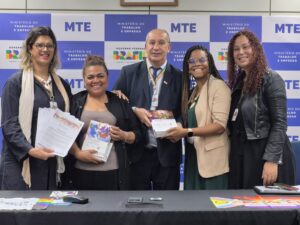 O Ministério do Trabalho e Emprego (MTE) recebeu sugestões voltadas à promoção da inclusão da população LGBTQIA+ no mercado de trabalho.